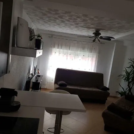 Alojo Patraix Apartment *
